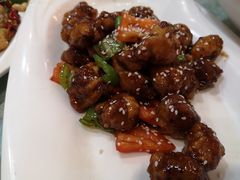 -六和聚传统烤鸭.天津菜(和平店)