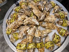 -万龙洲海鲜(大兴绿地缤纷城店)