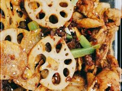 招牌悦蓉牛蛙干锅-精悦蓉(松江万达广场店)
