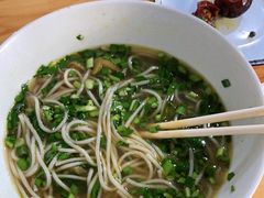 -越洋肖氏老米线(杨家坪店)