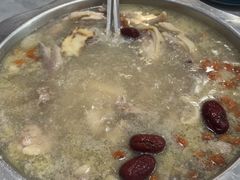 -光头药膳鸡(莱茵小镇店)