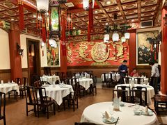 -梅龙镇酒家(南京西路总店)
