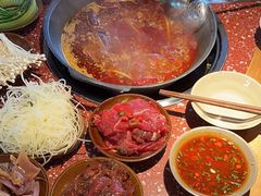 -赵美丽·重庆社区火锅·直营店(火车东站·中豪国际店)