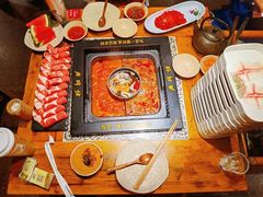 -老牌坊云南鱼豆花火锅(哈西万达店)
