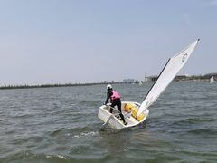 -上海滴水湖皇冠假日酒店