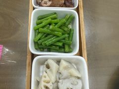 凉菜拼盘-鲁南仔·滕州炒鸡(经三路店)