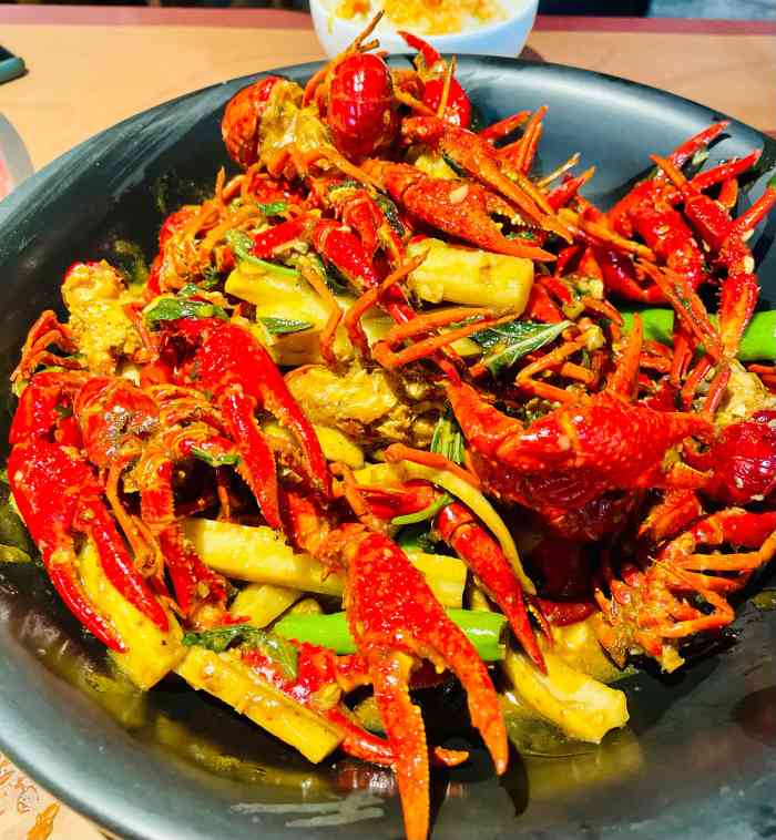 天宝兄弟61湘菜龙虾馆(南山直营店)-"上周团队聚餐来了这,正宗的
