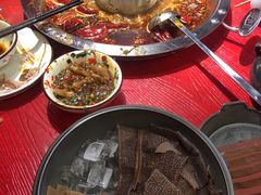 -谭鸭血老火锅(娄星区长青街店)