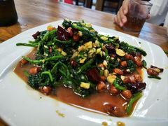 -溢心园香河肉饼总店