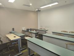 -华兴日语学校(总校)