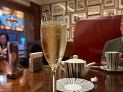 -上海和平饭店维克多咖啡厅 Victor's