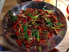 -先启半步颠小酒馆(常熟万达广场店)