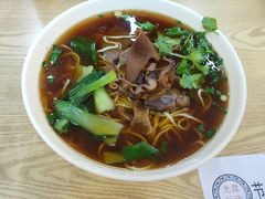 -小马牛肉面·牛骨熬制(南京博物院店)