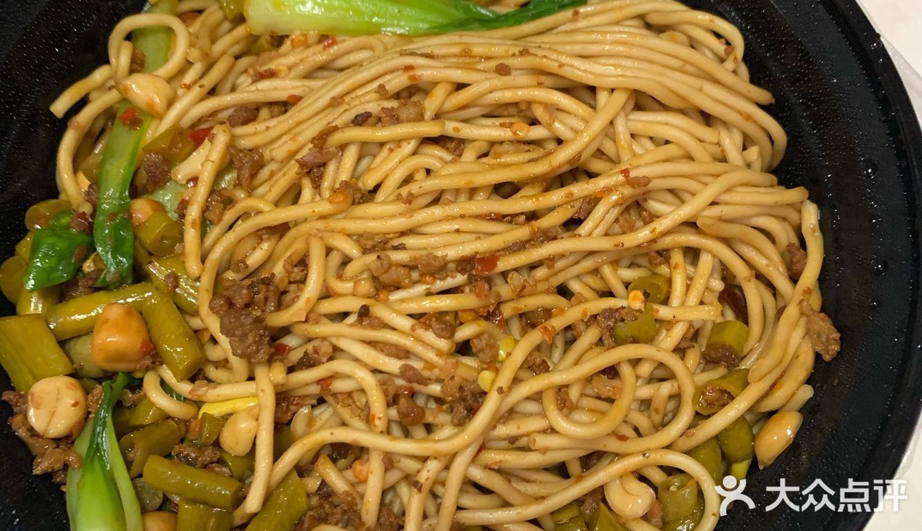 最起码没有坨一起，他们家的酱也比较好吃，很入味
