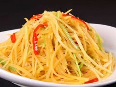 翅丝土豆丝-祥阁食府妈妈菜