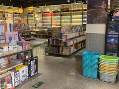 -雨丝书店(综合商业楼店)
