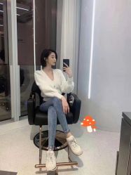 -AYO SALON