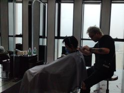 -TOP HAIR SALON