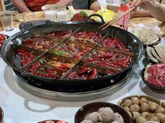 -正贰捌经重庆老火锅(建设路店)