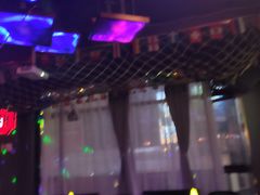 -聚点酒吧(龙湖滨江天街店)
