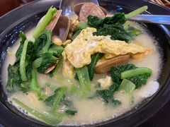 大黄蚬子煮小白菜-东方饺子王(新奥购物中心店)