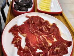 -毛辣果·贵州红酸汤牛肉火锅(西单店)