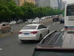 -武汉市武珞路中学