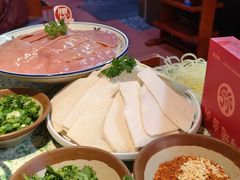 -鸿姐老火锅(静安店)