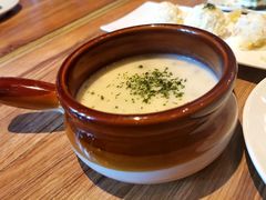 -玛格萝妮(汇智国际商业中心店)