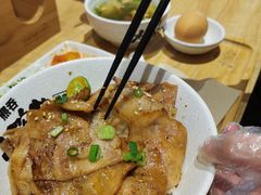 日出千层五花套餐-熊吞·大碗丼烧肉饭(西市场嘉华店)