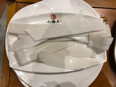 片粉-小牛叔鲜切牛肉·火锅·烤肉自助(公济桥路店)