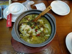 -周鱼小馆石锅酸菜鱼(活力汇店)