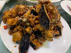 焦糖茄子牛肉粒-桃子餐厅·天津菜(红星路直营店)