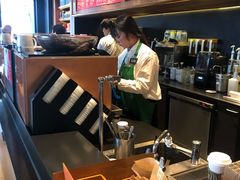 -星巴克(金谊广场店)