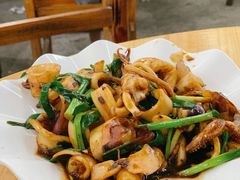 葱爆鱿鱼筒-明记海鲜大排档(巽寮湾店)