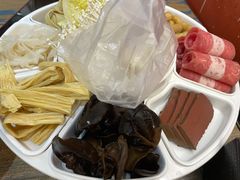 -鸡遇虾煲干锅火锅(小寨金莎店)