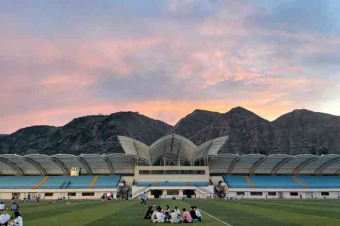 兰州大学(榆中校区)-"《公司培训日志:兰州大学榆中校区》——.