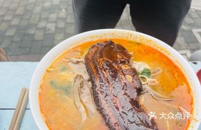 Three-line Large Meat Noodles