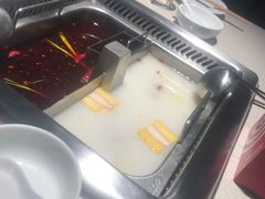 -海底捞火锅鲜切牛肉主题店(长寿路店)