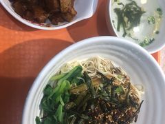 -鲁达面馆本帮风味(共康东路店)