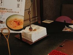 -蝴蝶里·粤菜·点心(滨江龙湖店)