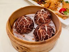 蘑菇包-利苑酒家(合景国际金融广场店)