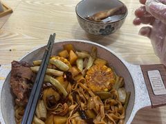 -内蒙焖面大盆骨餐馆(山大路店)