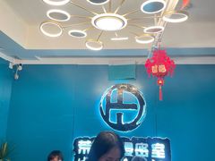 -荒岛实景沉浸密室(江汉路1店)