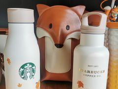 -星巴克(西安曲江银泰店)