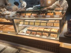面包甜点陈列柜-泸溪河桃酥(秦淮新街口店)