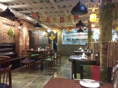 大堂-三个大叔东北烧烤·砂锅菜(西三旗店)