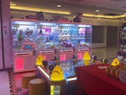 -Fang Fang Monkey·方方猴(国瑞购物中心店)