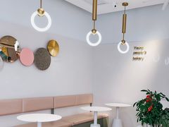 -万利隆·活力烘焙(人民路店)