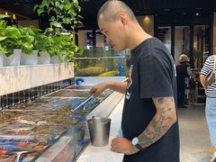 -川骄海鲜自助(王府井奥莱UP TOWN店原世界之花店)